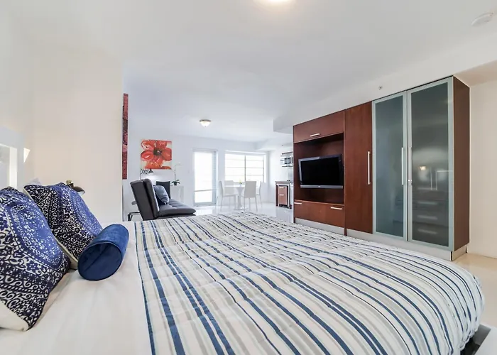 Strand Ocean Drive Suites